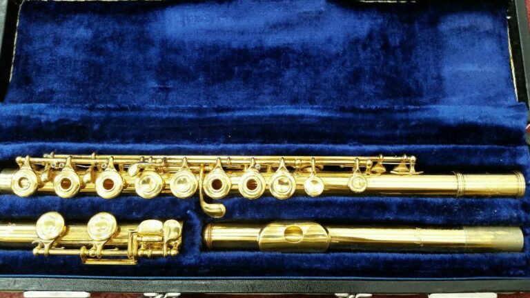 how much is an artley flute worth