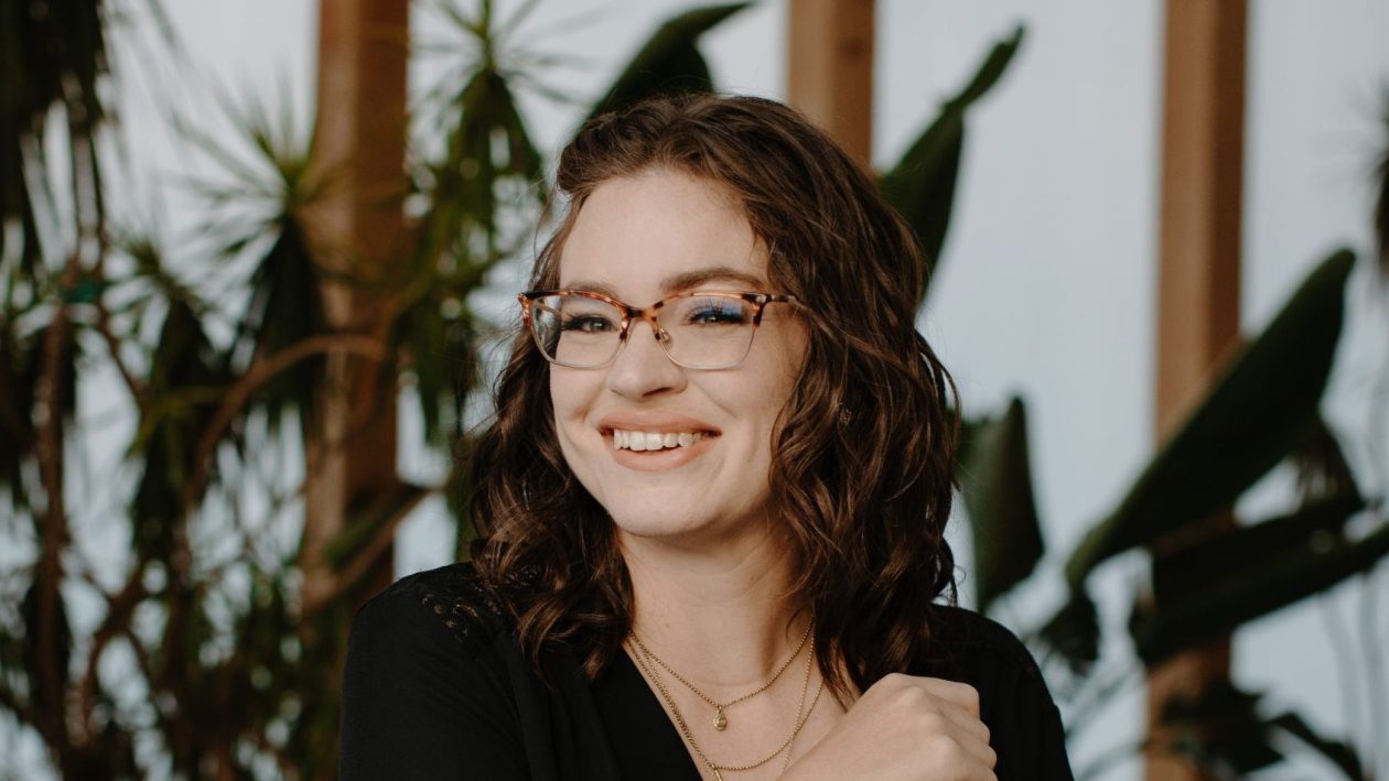 Erin Spencer Headshots